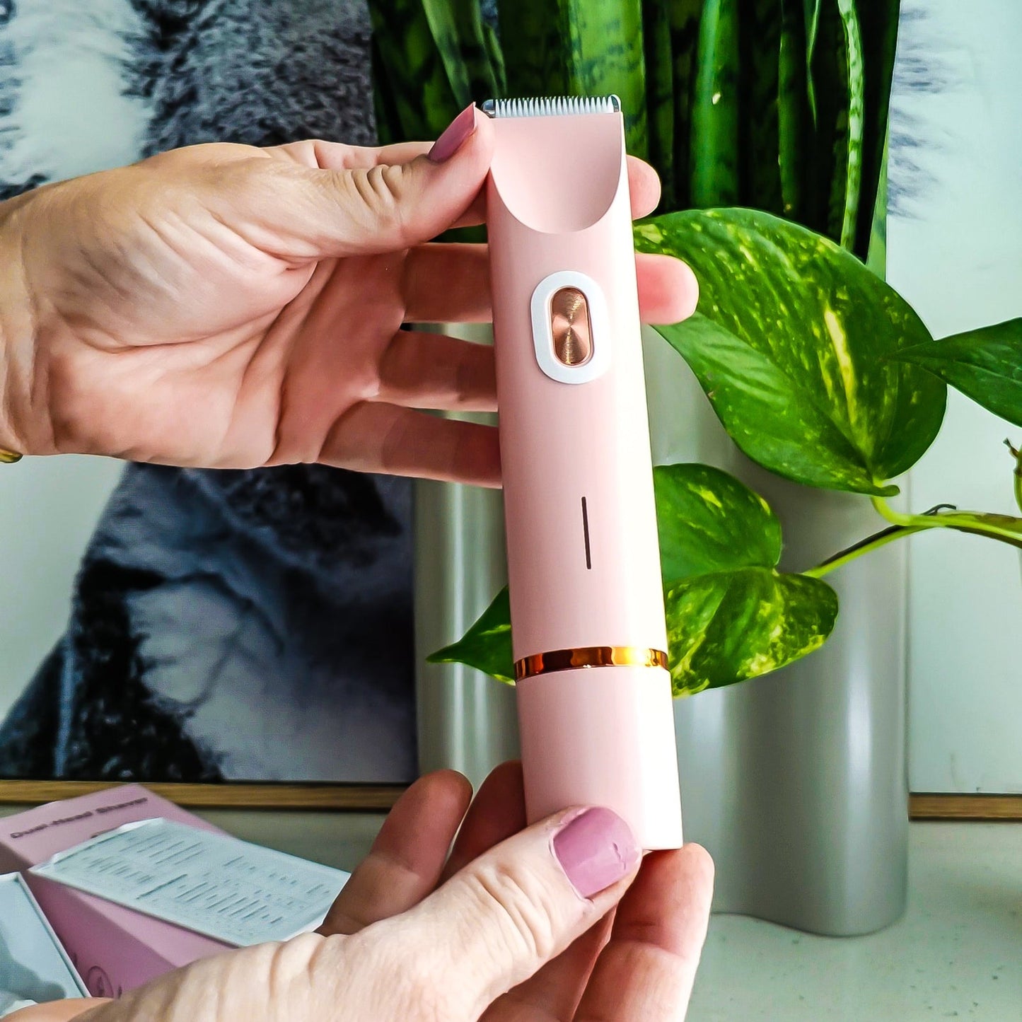 AFEITADORA PARA DAMA 2 EN 1 RECARGABLE a prueba de agua